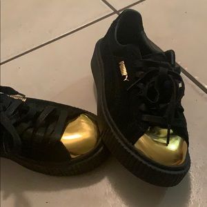 Barely worn Puma flatform sneakers creepers